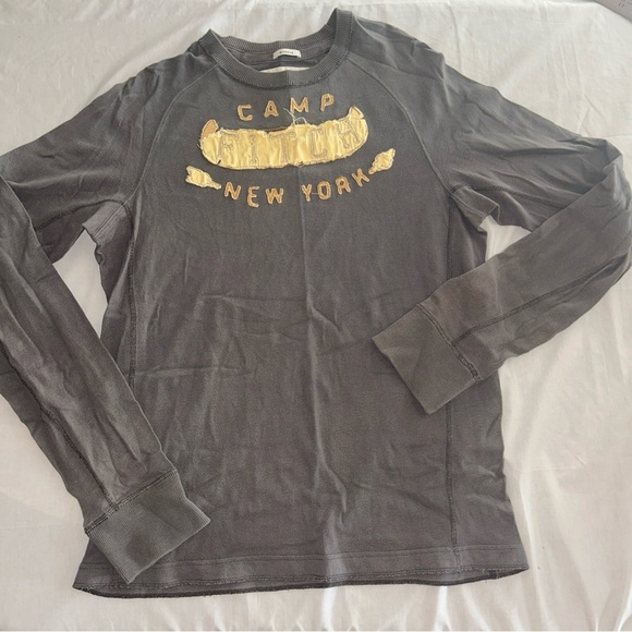 Abercrombie & Fitch Gray Long Sleeve Tee - Picture 1 of 7
